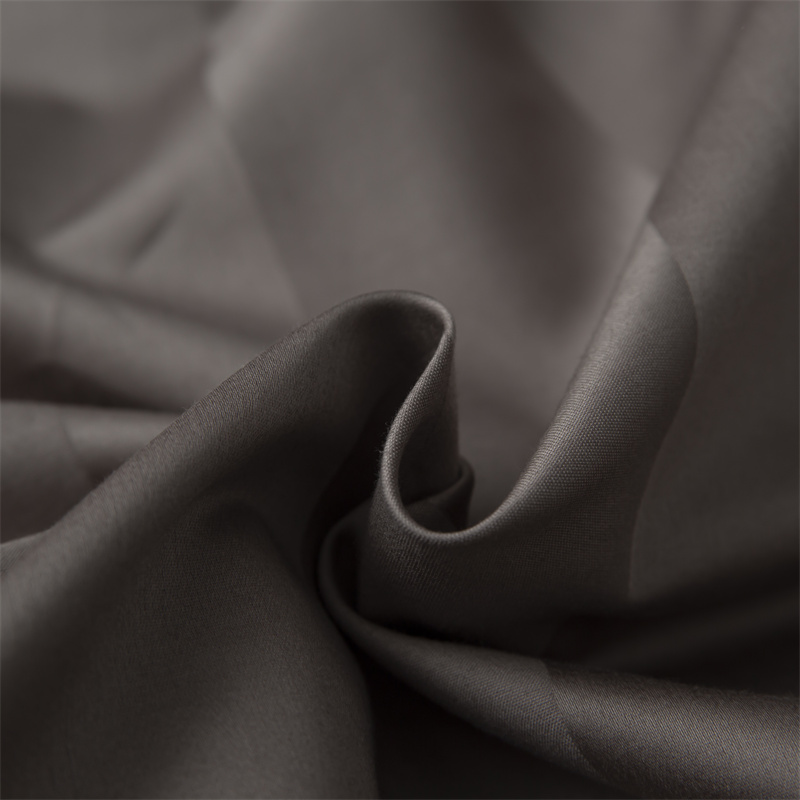 Комплект постельного белья из хлопкового сатина 750TC с сатиновыми полосками шириной 7 см Комплект постельного белья из хлопкового сатина 750TC с сатиновыми полосками шириной 7 см