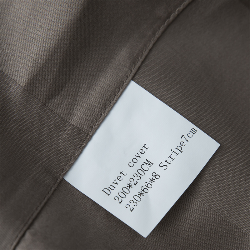 Комплект постельного белья из хлопкового сатина 750TC с сатиновыми полосками шириной 7 см Комплект постельного белья из хлопкового сатина 750TC с сатиновыми полосками шириной 7 см